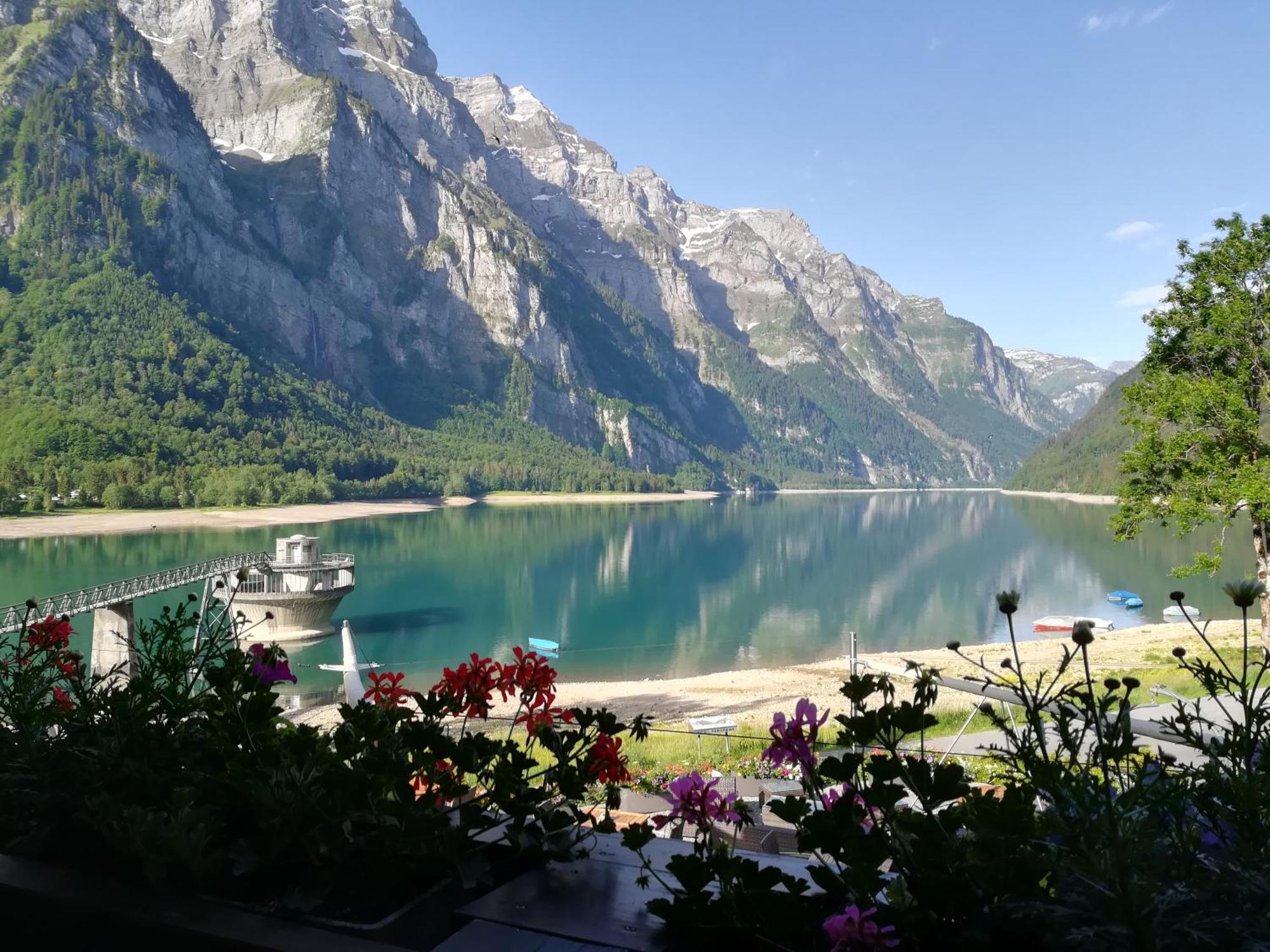 Hotel Rhodannenberg Ag Glarus Room photo